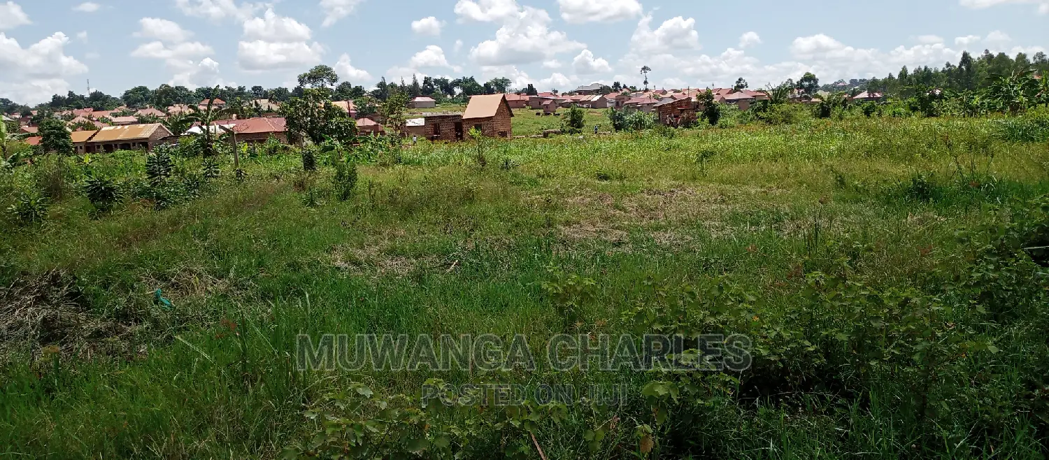Plot With Structure Is Available for Sale in Kira