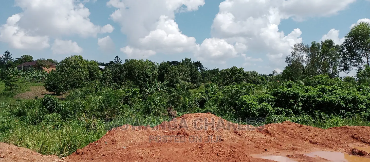 15decimals Is Available for Sale in Kyanja