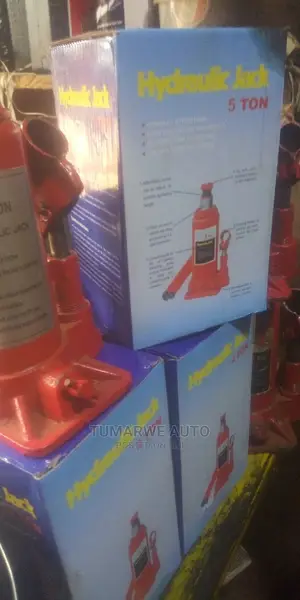 Car Jacks Red