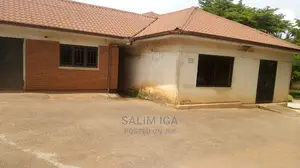 5 Bedrooms Bungalow for Rent in Kololo Property, Kampala