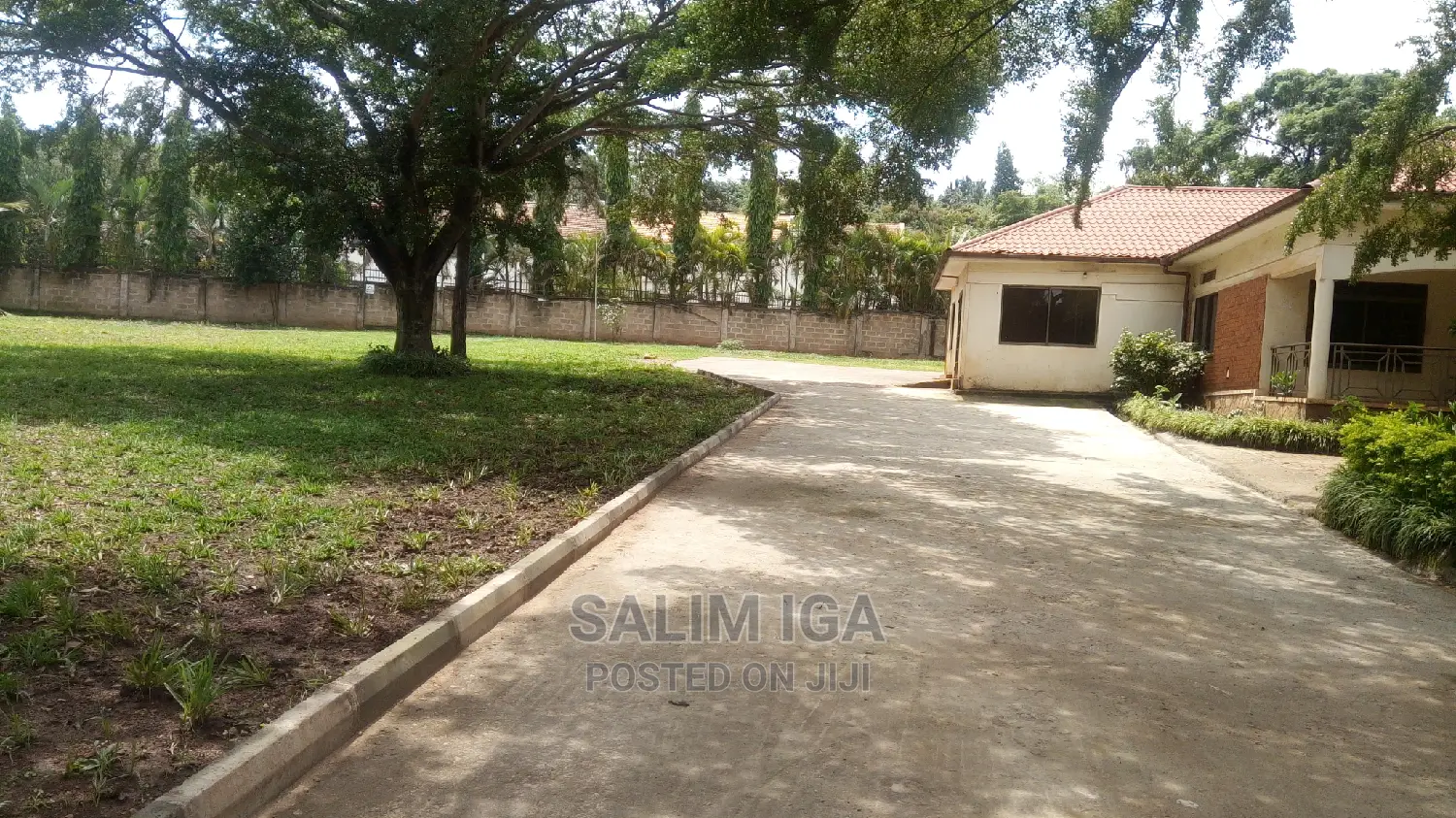5 Bedrooms Bungalow for Rent in Kololo Property, Kampala