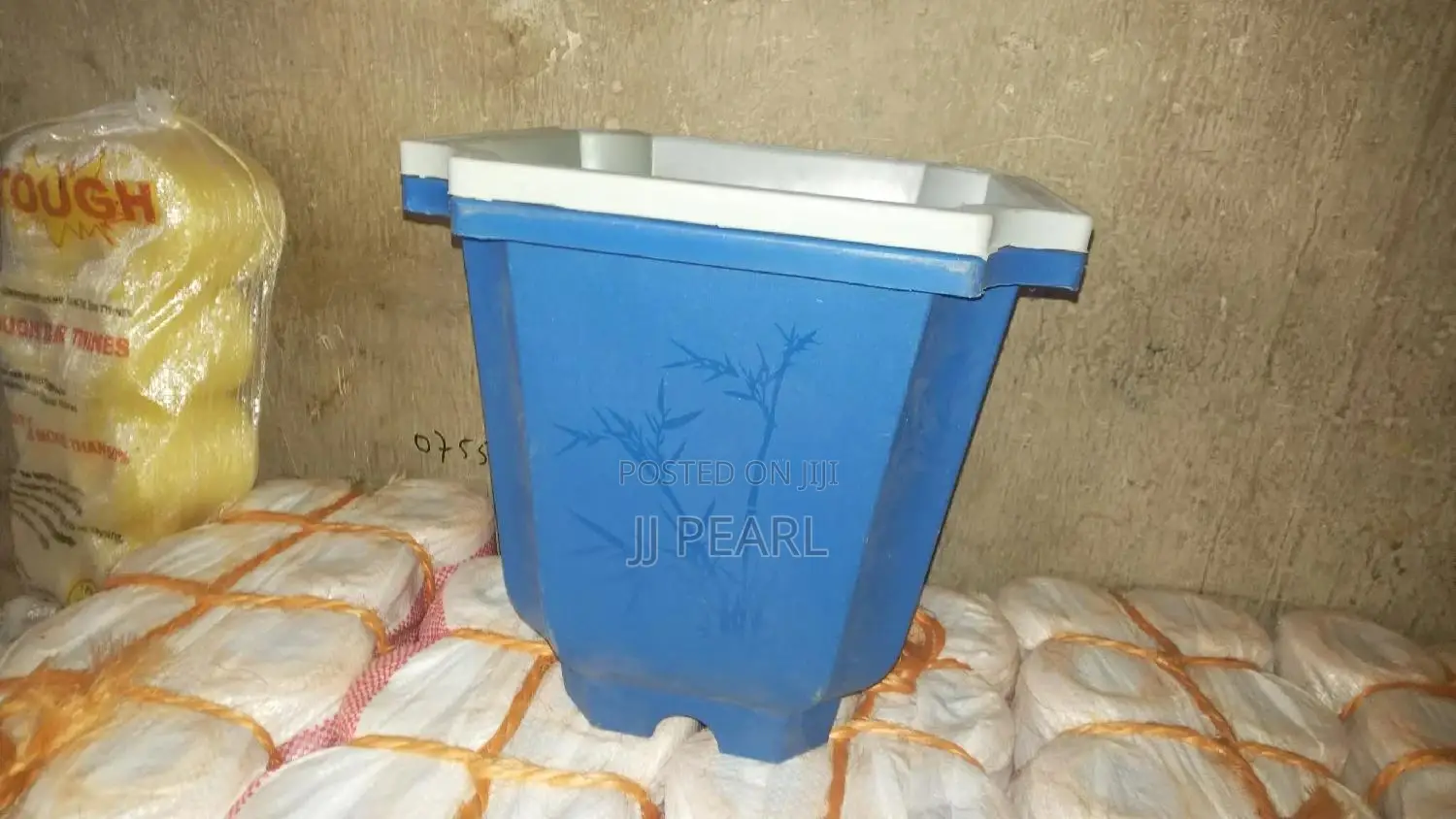 Squared Plastic Flower Pot