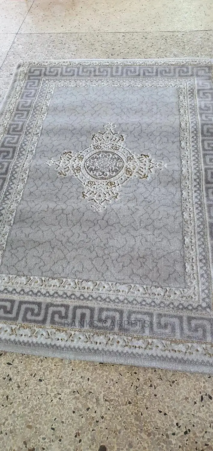 Modern Centre Carpets
