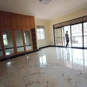 5 Bedrooms Mansion For Sale In Munyonyo Heights Kampala