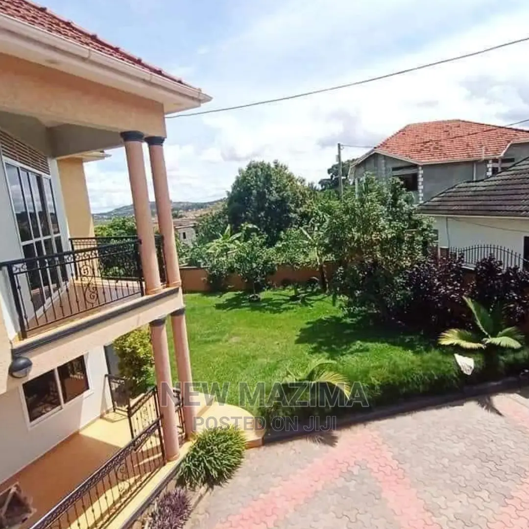 5 Bedrooms Mansion For Sale In Munyonyo Heights Kampala