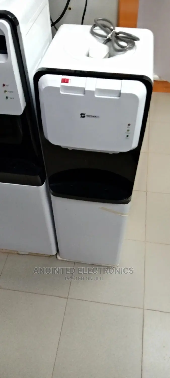 Water Dispenser Black And White