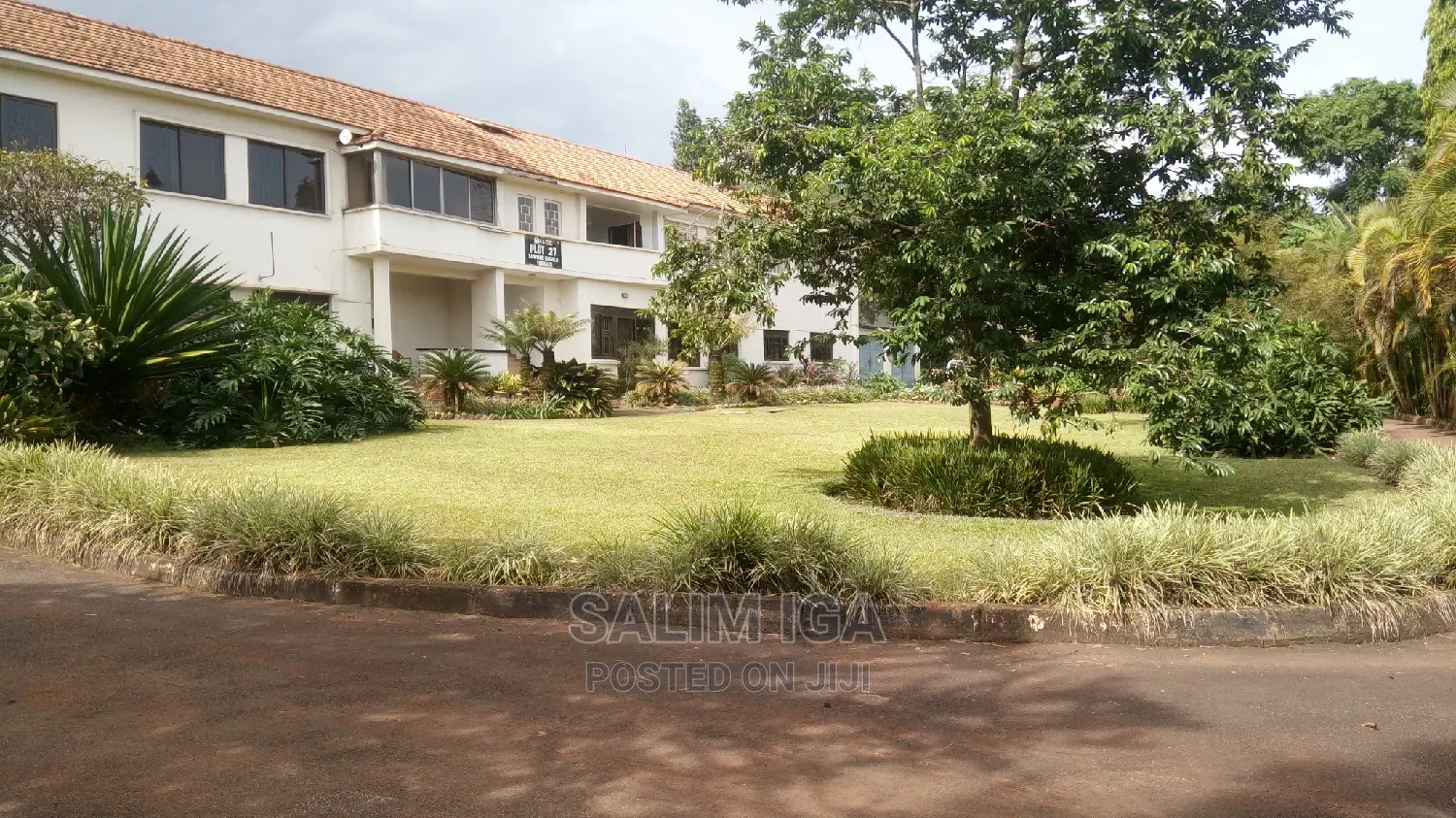 Colonial Block Apartments In Kololo For Rent