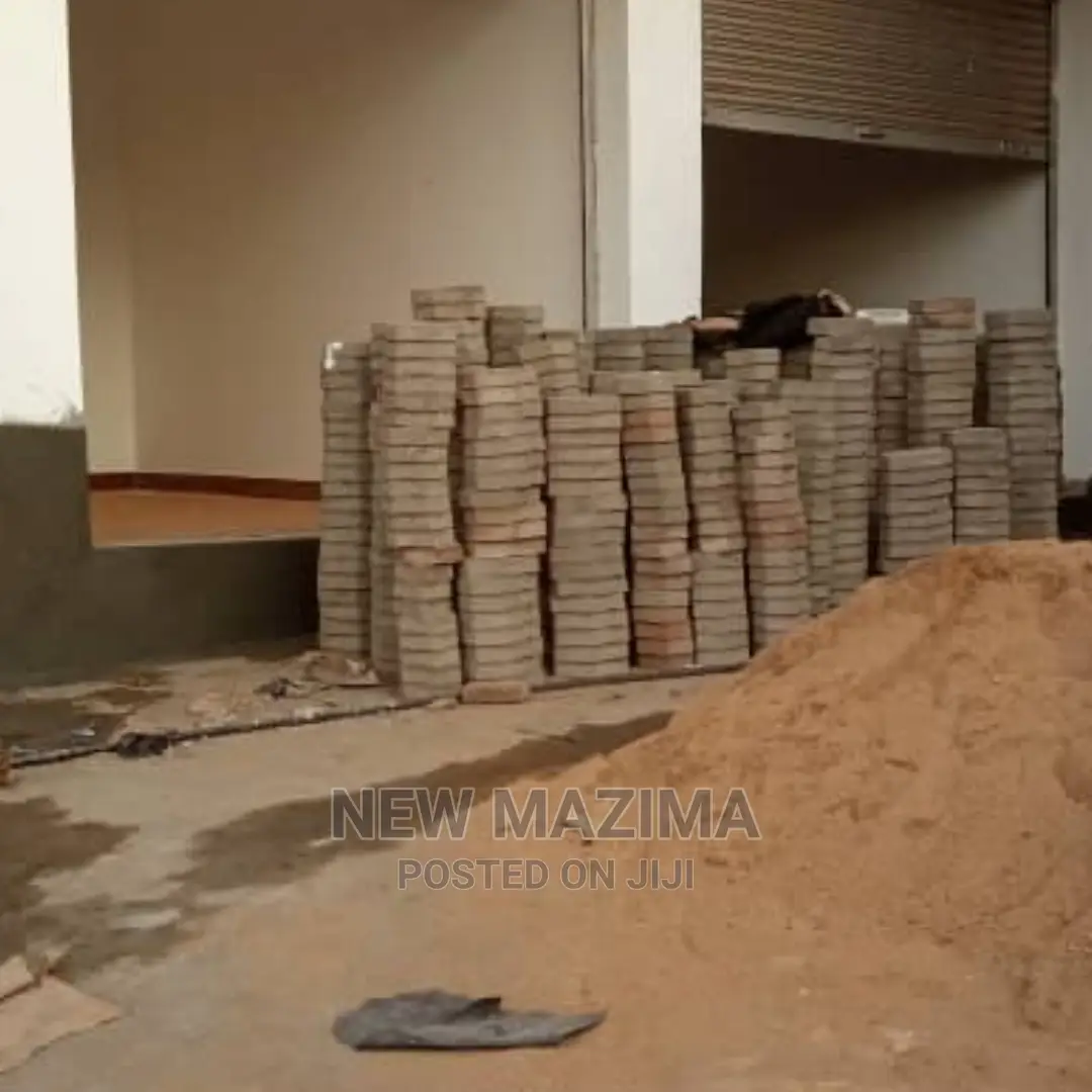Makindye Brand New Busy Shops For Rent
