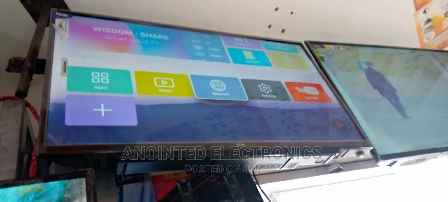 Vyom 43" Smart Android