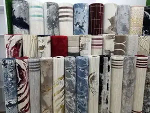 Modern Centre Carpets