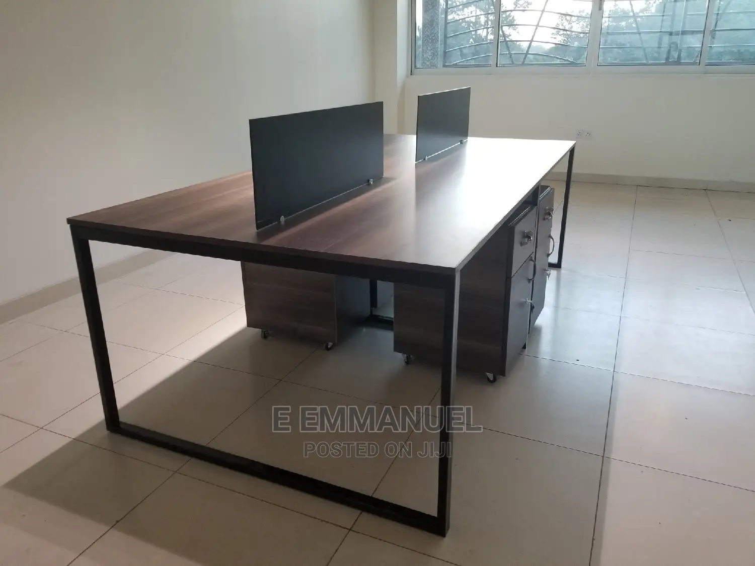 4 Seater Work Station