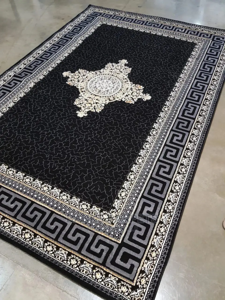 Centre Rug