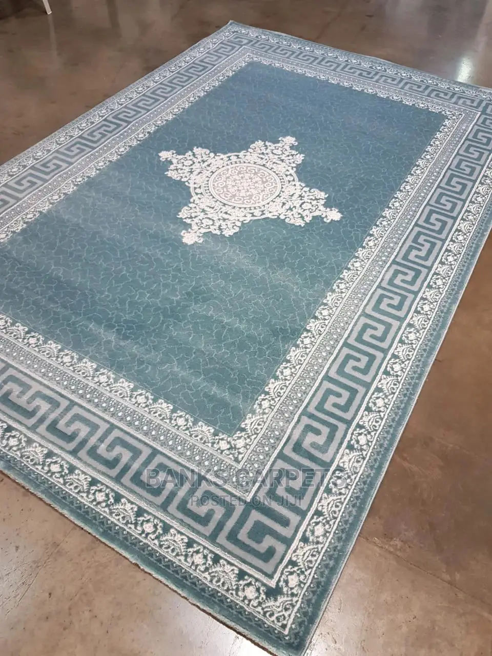 Modern Center Carpets