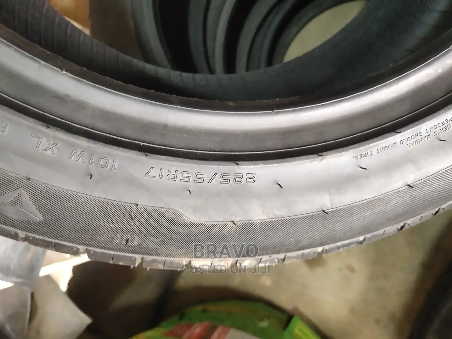 225/55r17 Onyx Tires