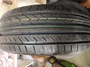 225/55r17 Onyx Tires
