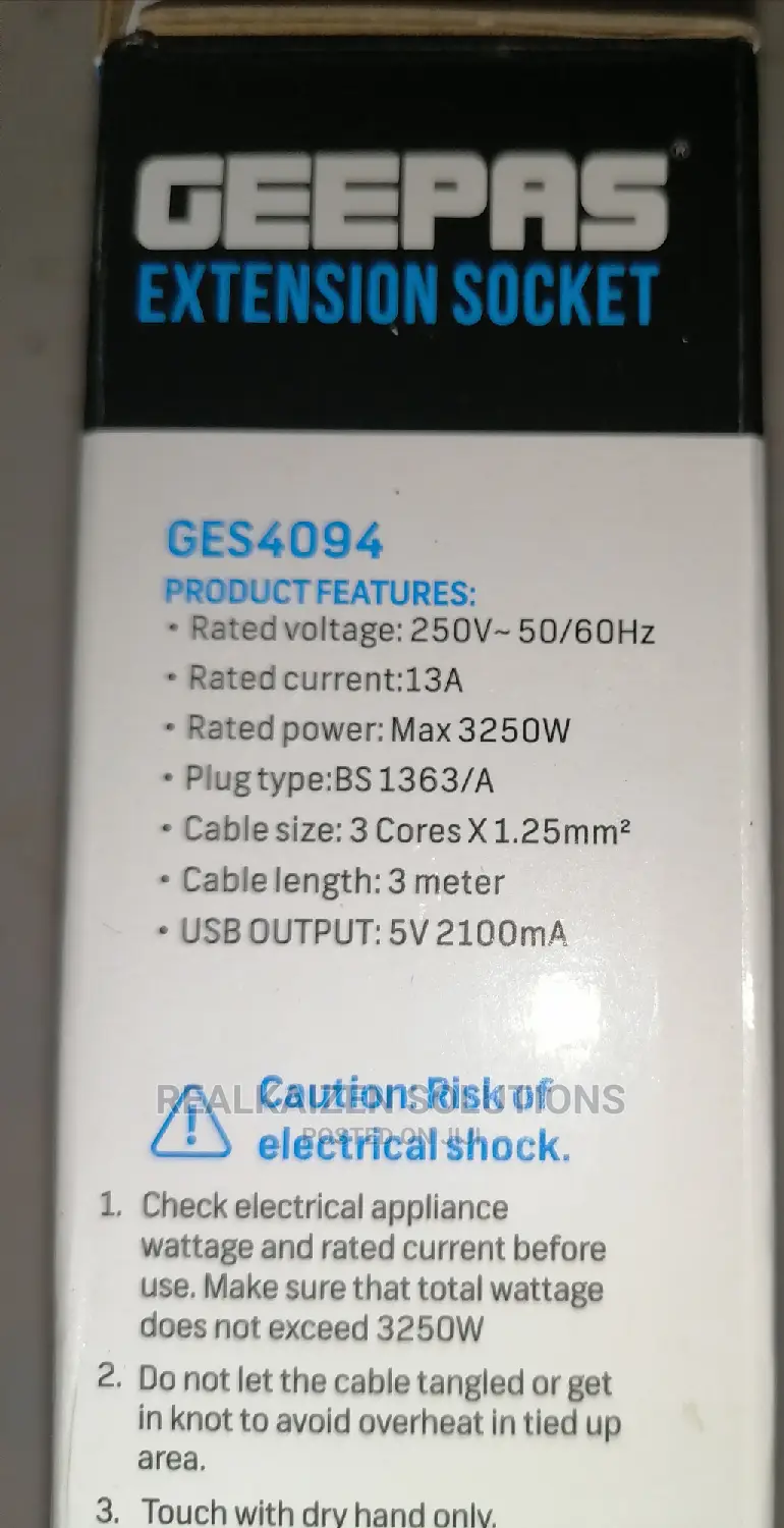 Geepas 3way Extension Heavy Duty Socket With 2 USB 3250W