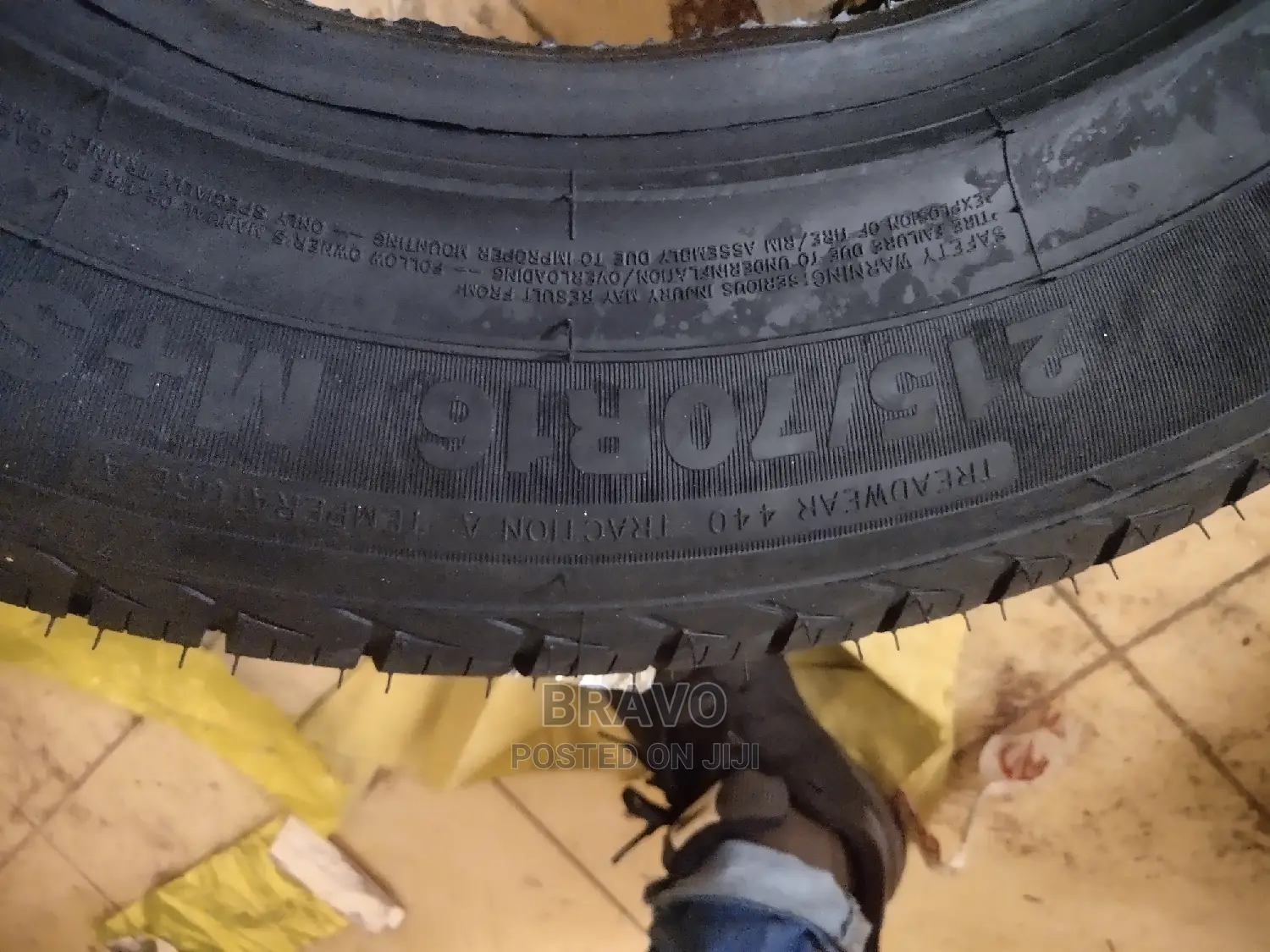 215/70r16 Onyx