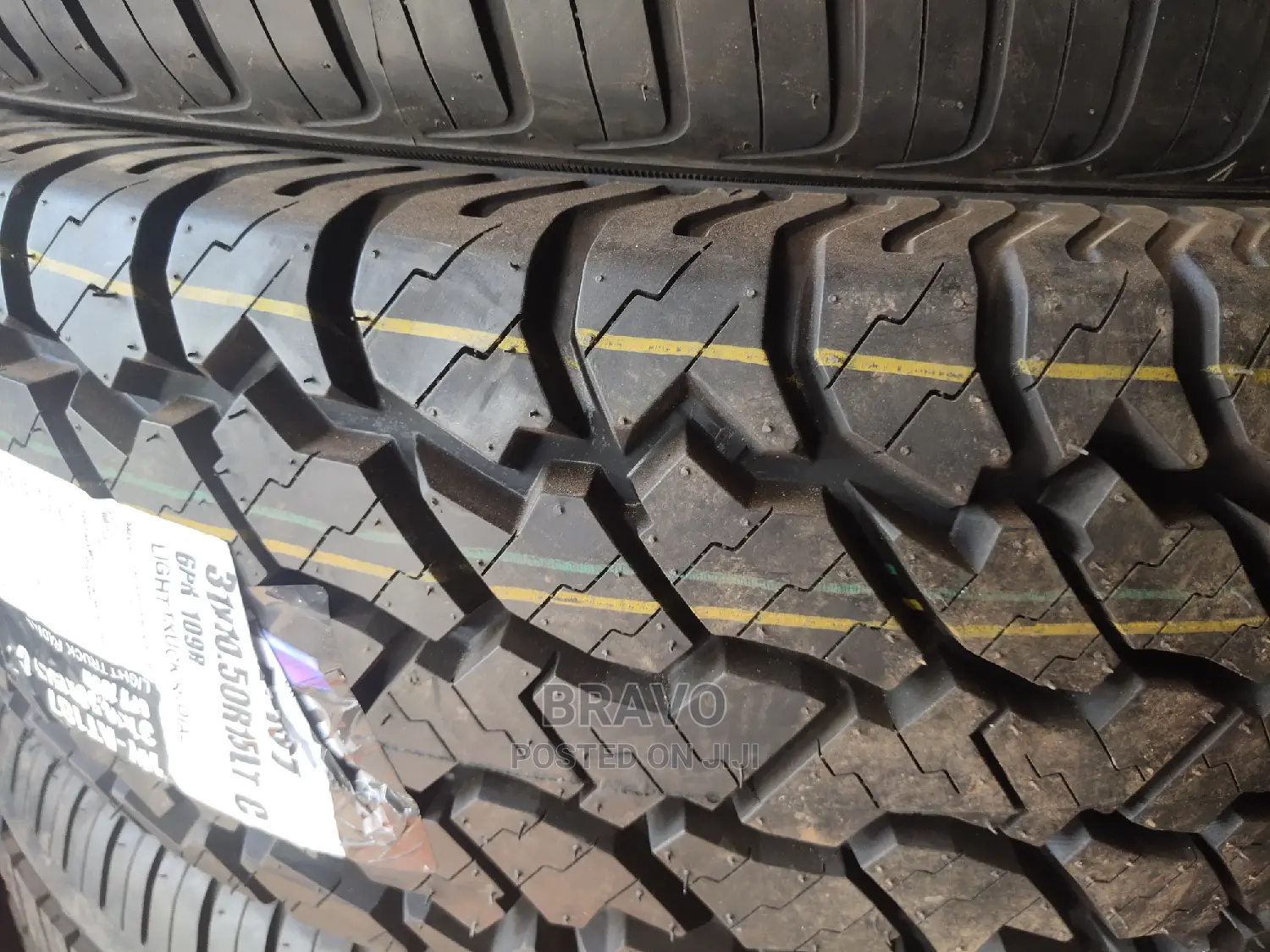 31x10.50R15 NY