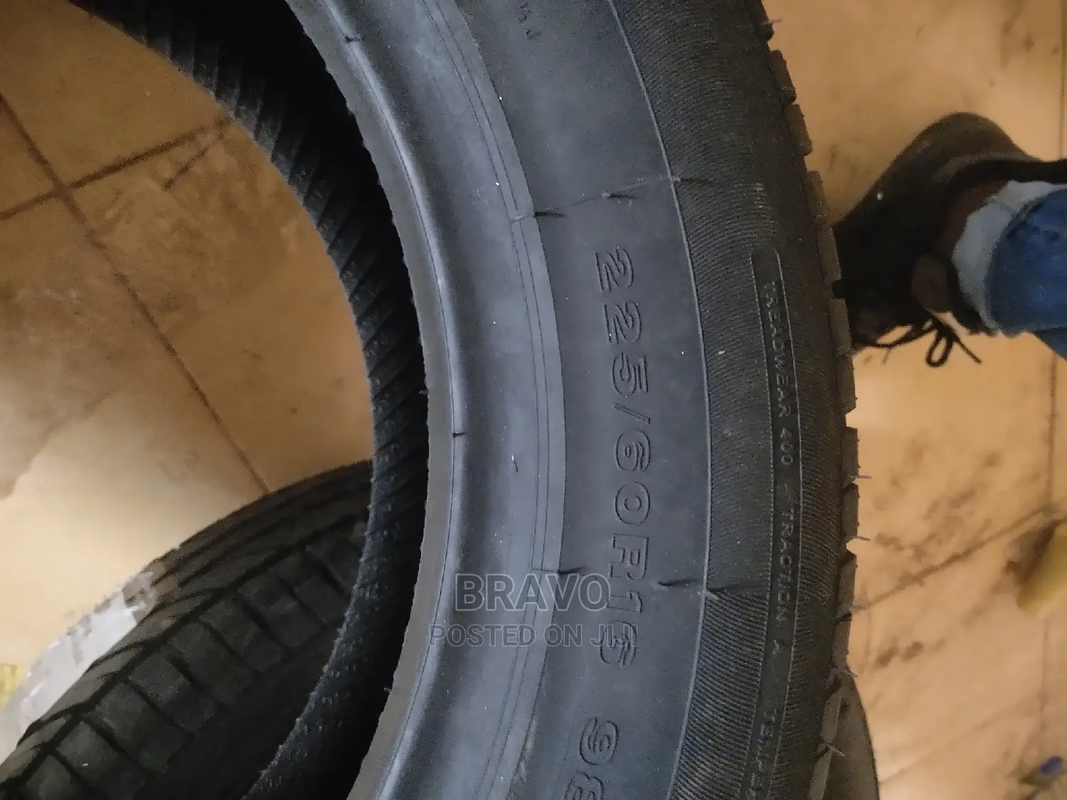 Tyre 225/60r16