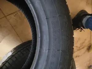 Tyre 225/60r16