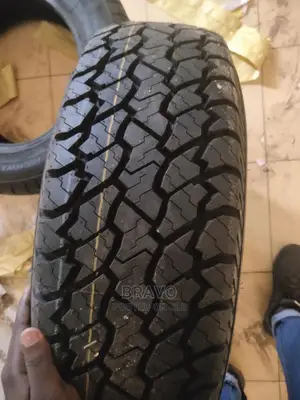 235/75r15 Tyre