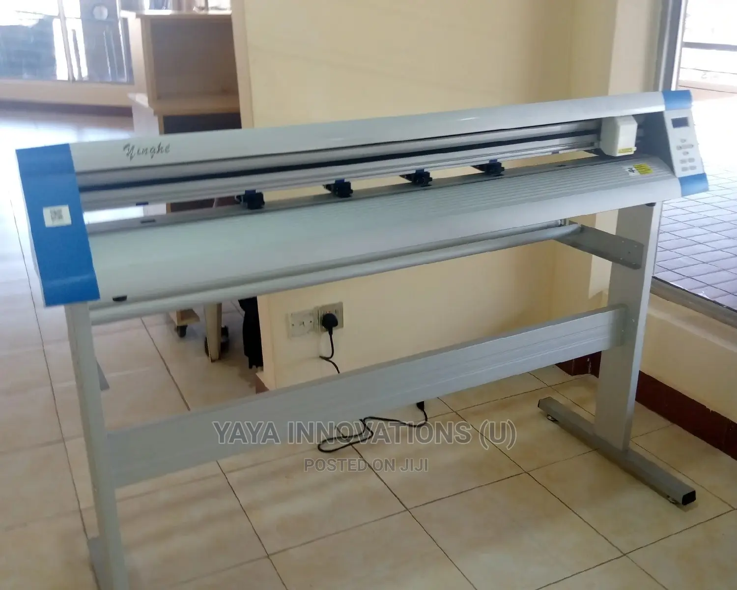 A Package of Heat Press Machine and 4 Feet Cutting Plotter