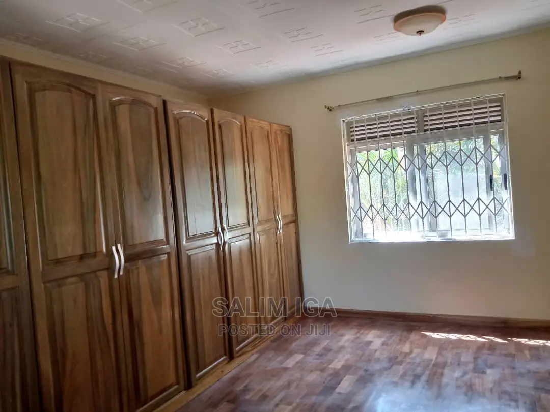 4bdrm Bungalow in Kololo Property, Kampala for Rent