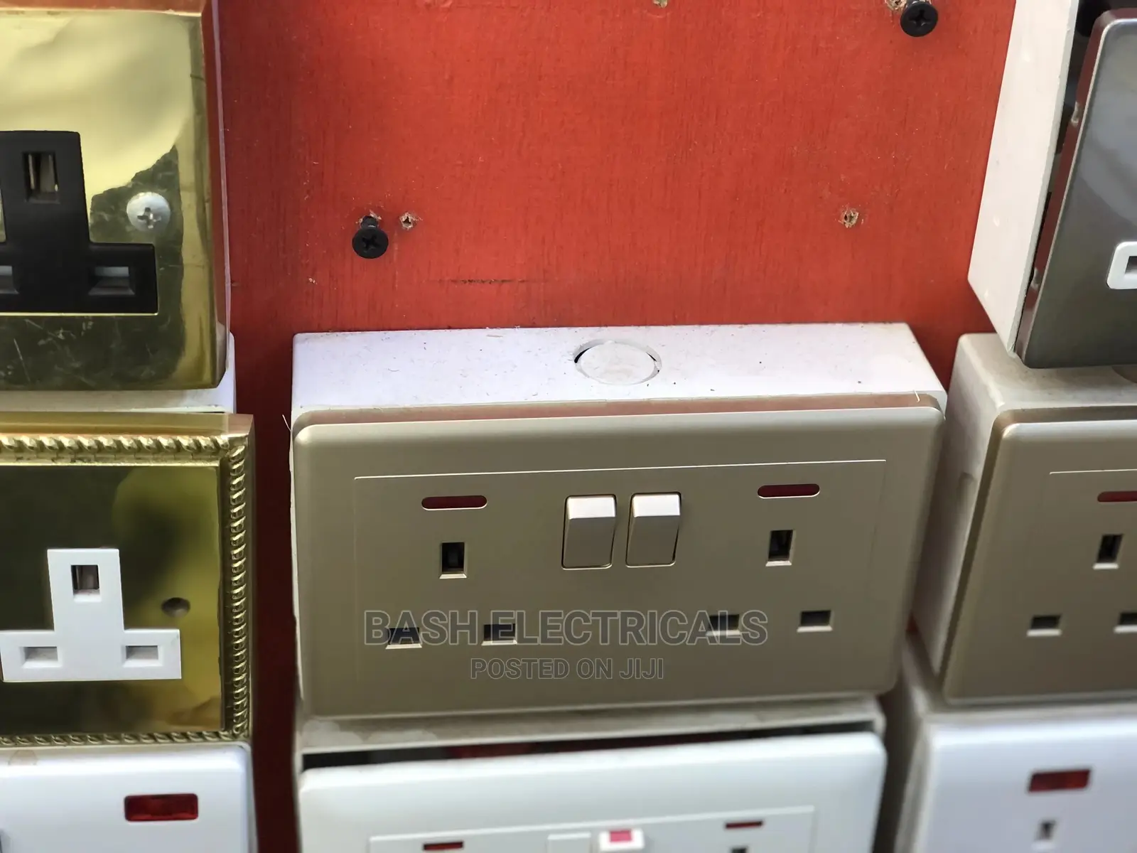 Gold Double Socket