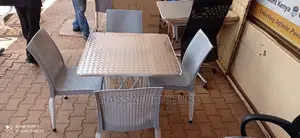 Restaurant Set 4seaters Brand New
