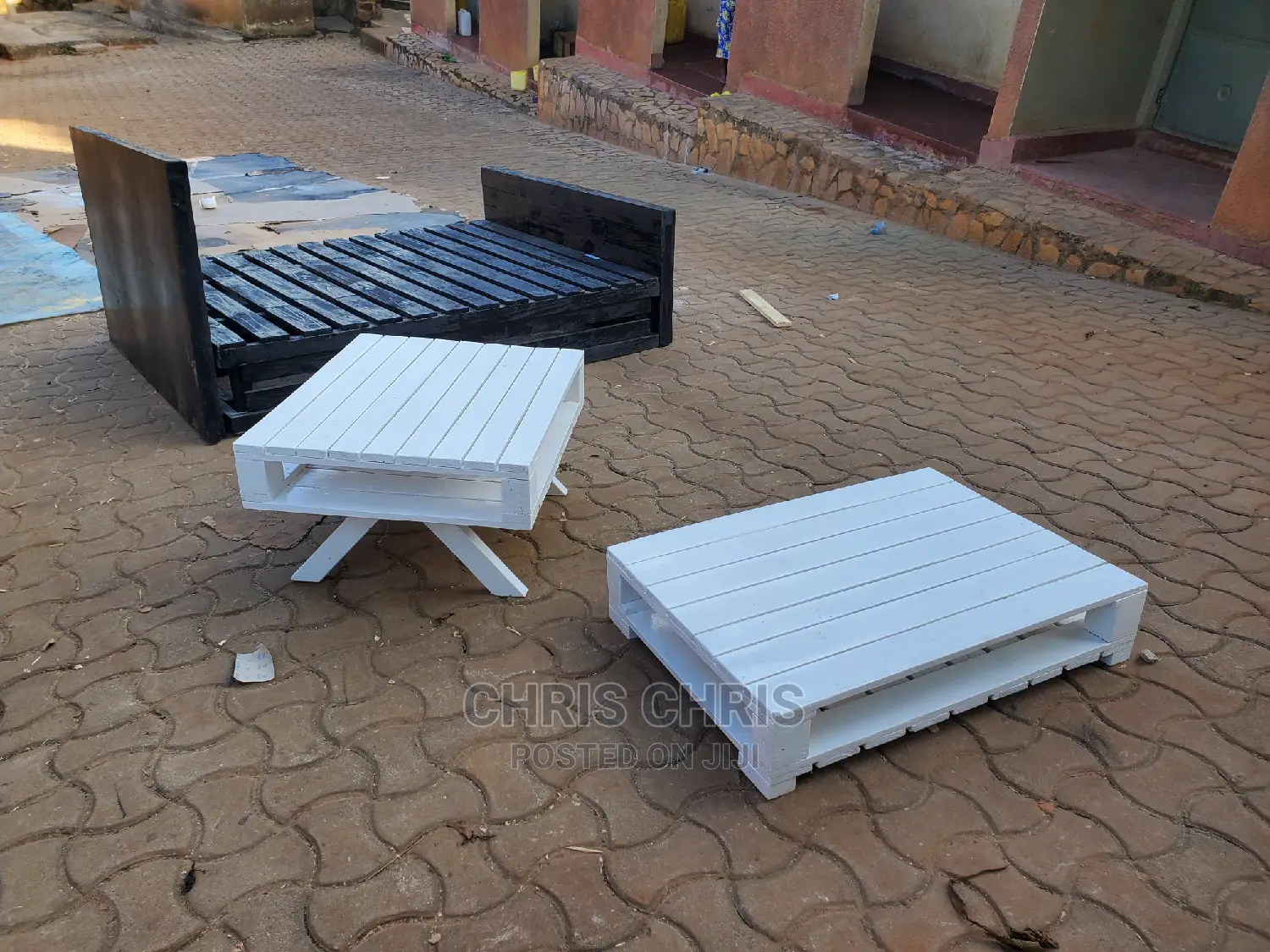 Pallet Tables And Stools