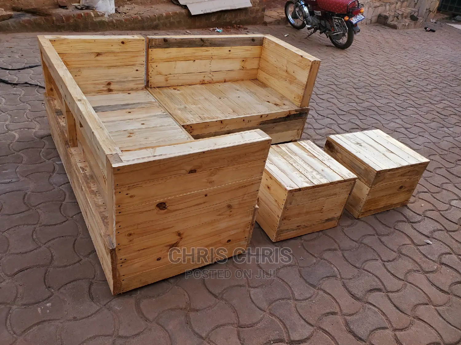 Garden Pallet Chairs And Tables