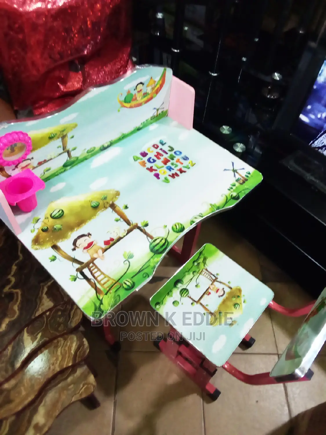 Kida Reading Table
