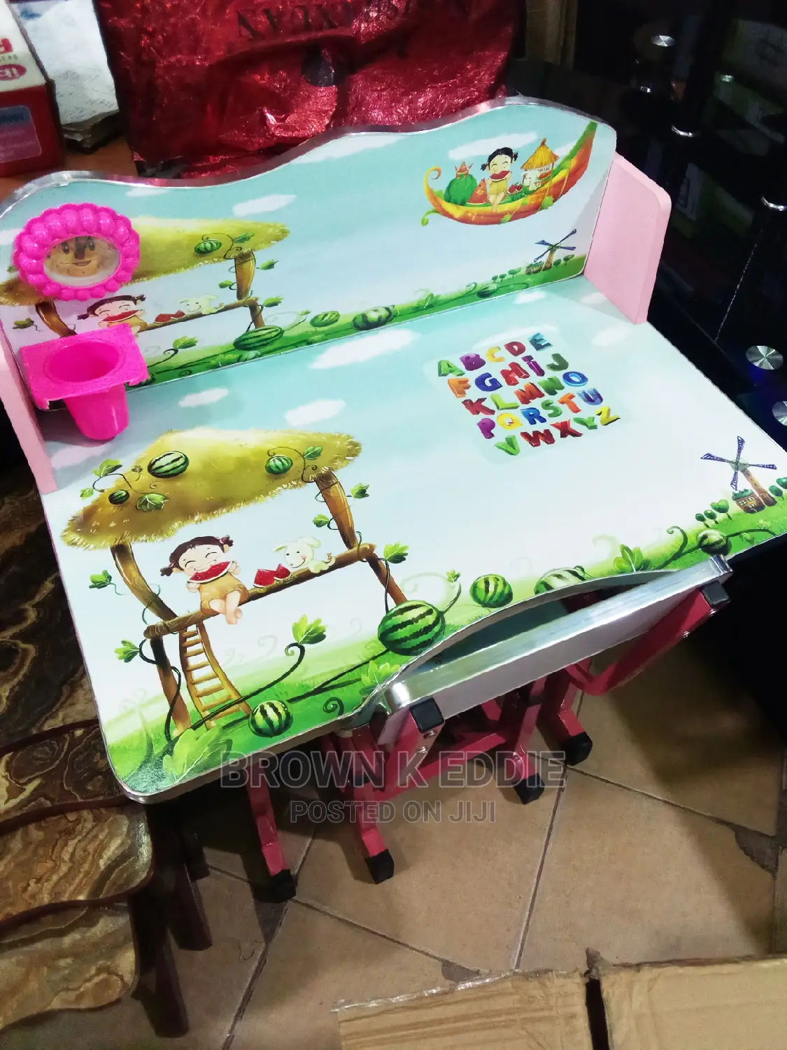 Kida Reading Table