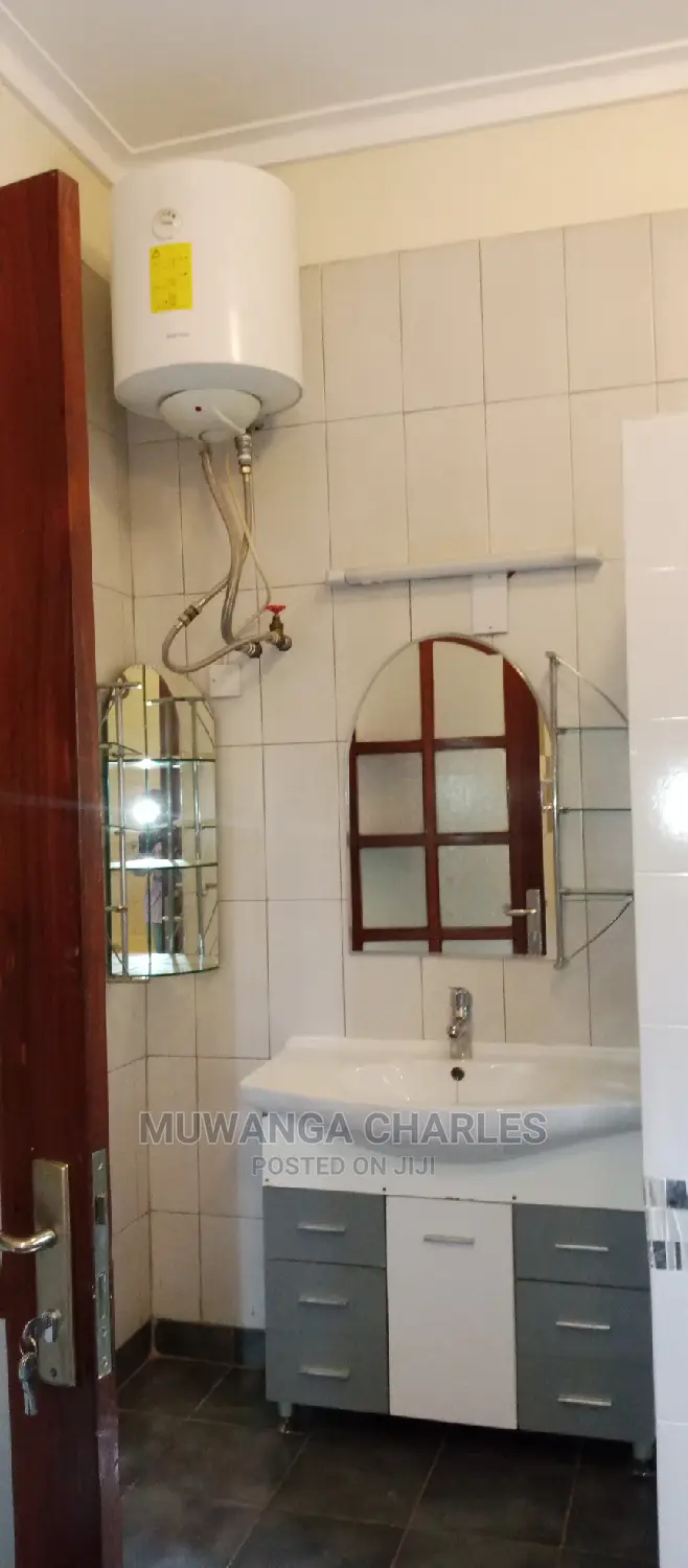 5bdrm Duplex in Fs Properties Ltd, Kampala for Rent