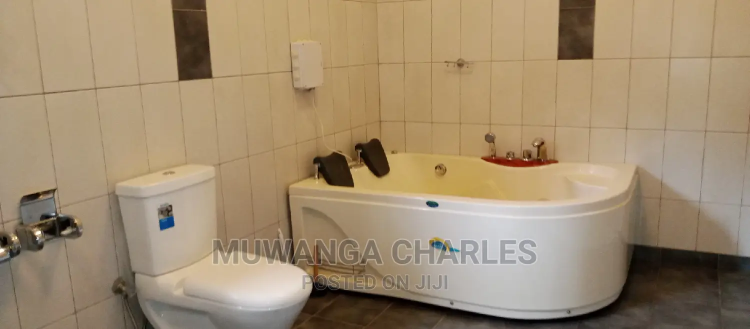 5bdrm Duplex in Fs Properties Ltd, Kampala for Rent
