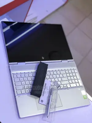 New Laptop HP Envy X360 8GB Intel Core I7 SSD 512GB