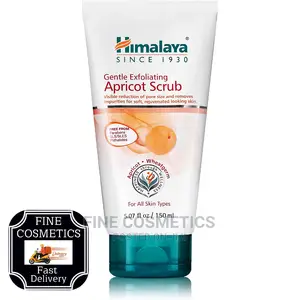 Photo - HIMALAYA Gentle Exfoliating Apricot Scrub to Remove DEADCELL