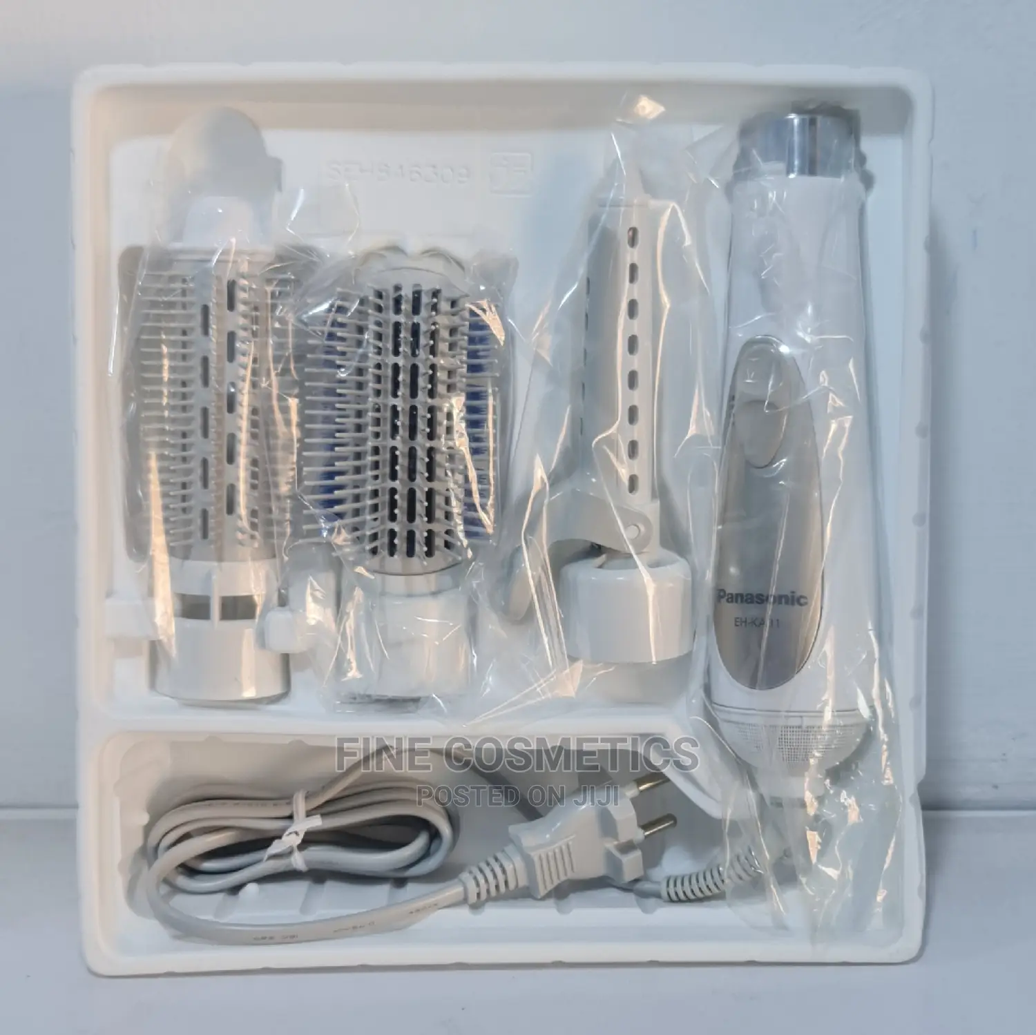 NEW Electric Combs 4-In-1 Hair Straightening Stlyler Kit