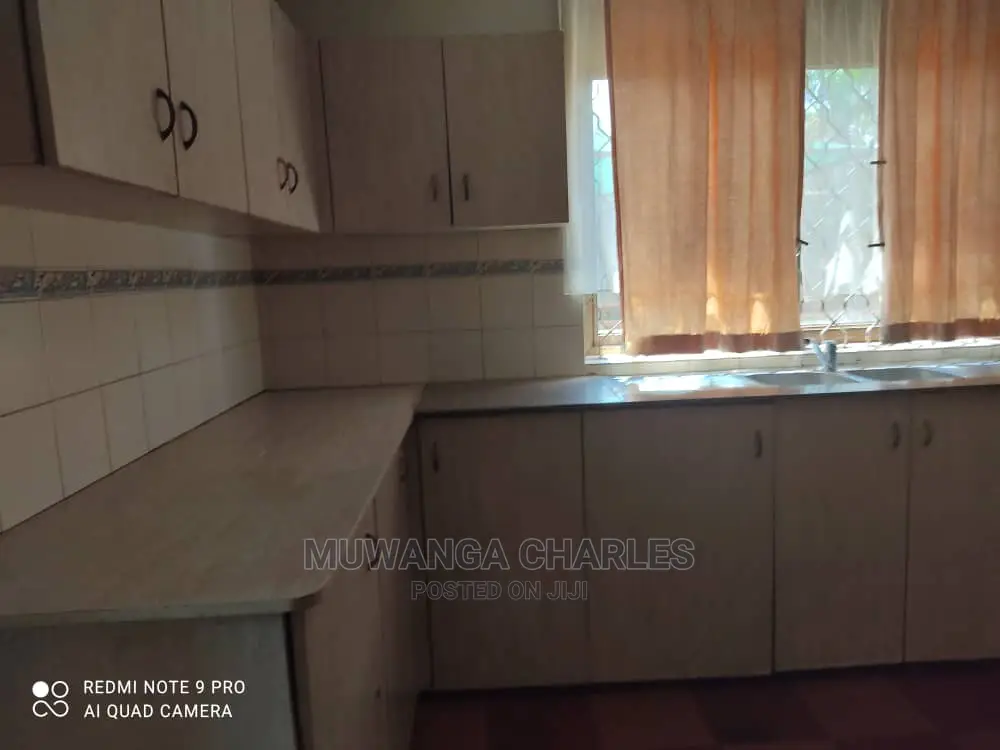 6bdrm Duplex in Fs Properties Ltd, Kampala for rent