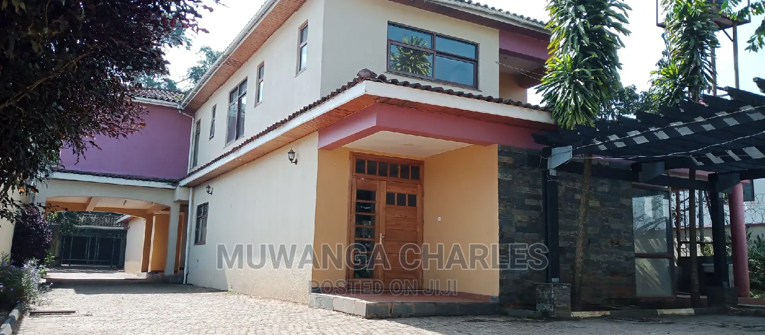 6bdrm Duplex in Fs Properties Ltd, Kampala for Rent