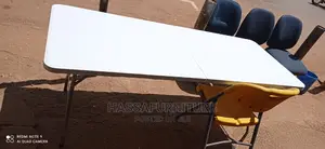 Plastic Foldable Table With Metal Stands
