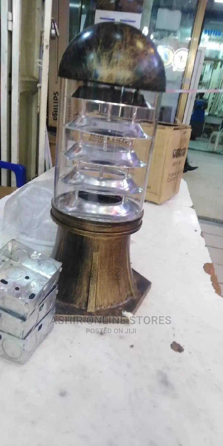 Goldish Gate/Fence Lamps