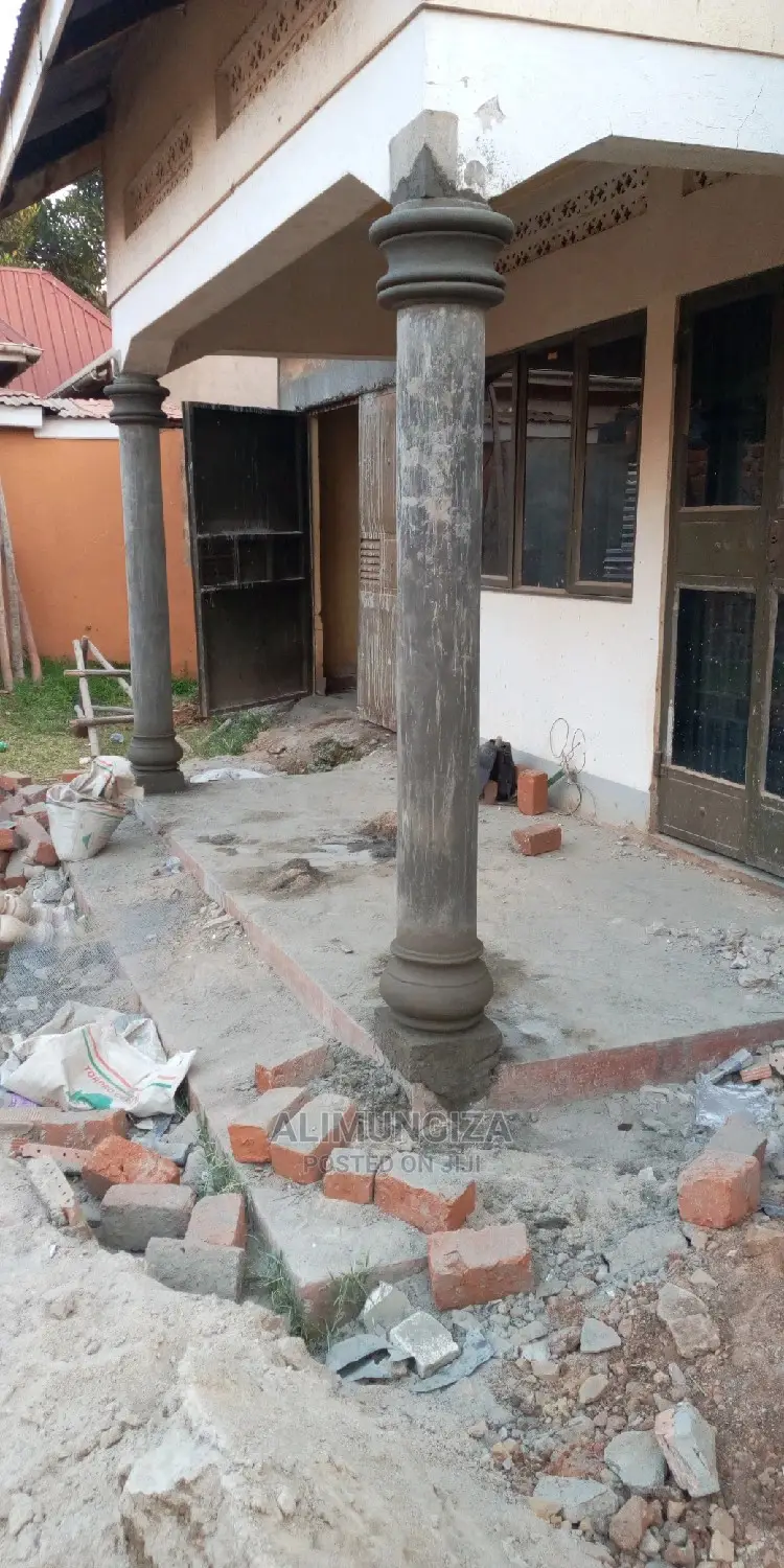 Construction Enginear