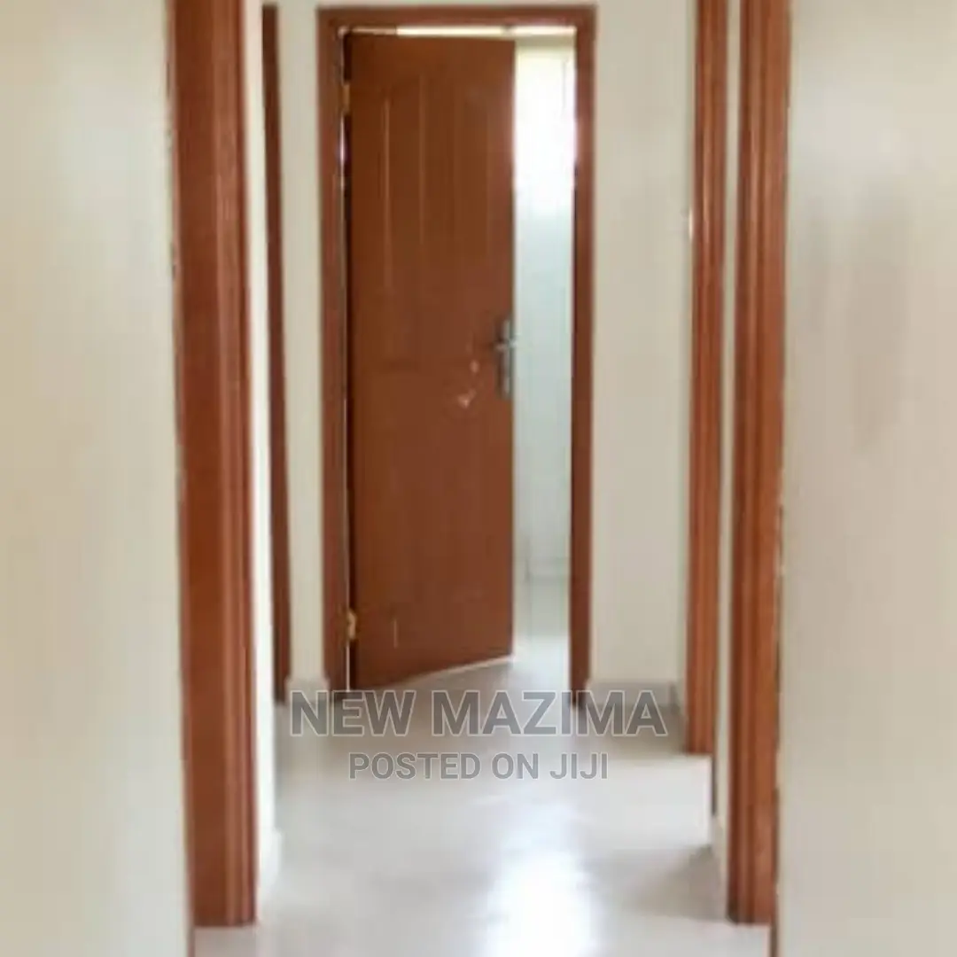 4bdrm House in Kitende Kitovu, Kampala for sale