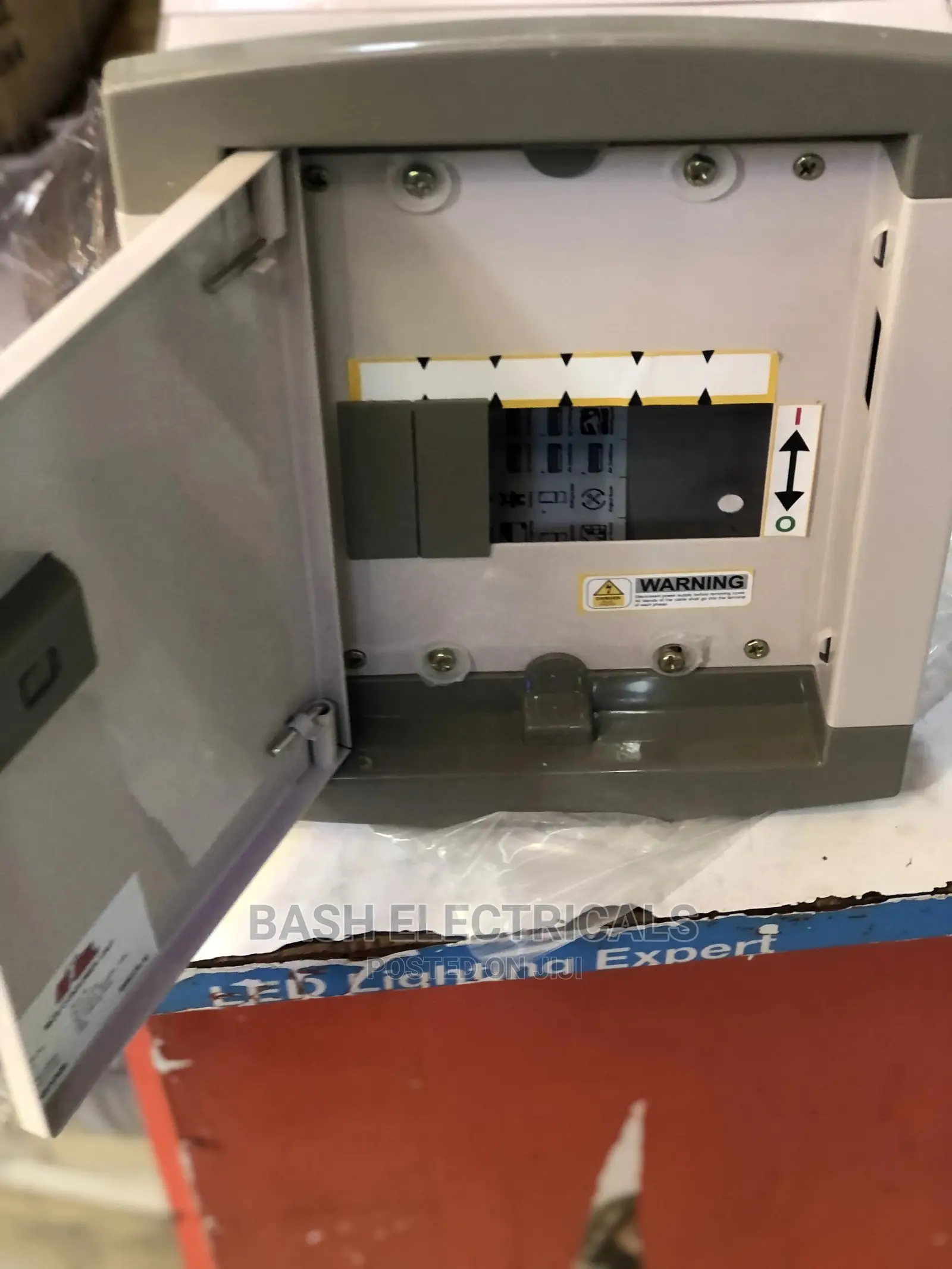 4way Main Switch Empty