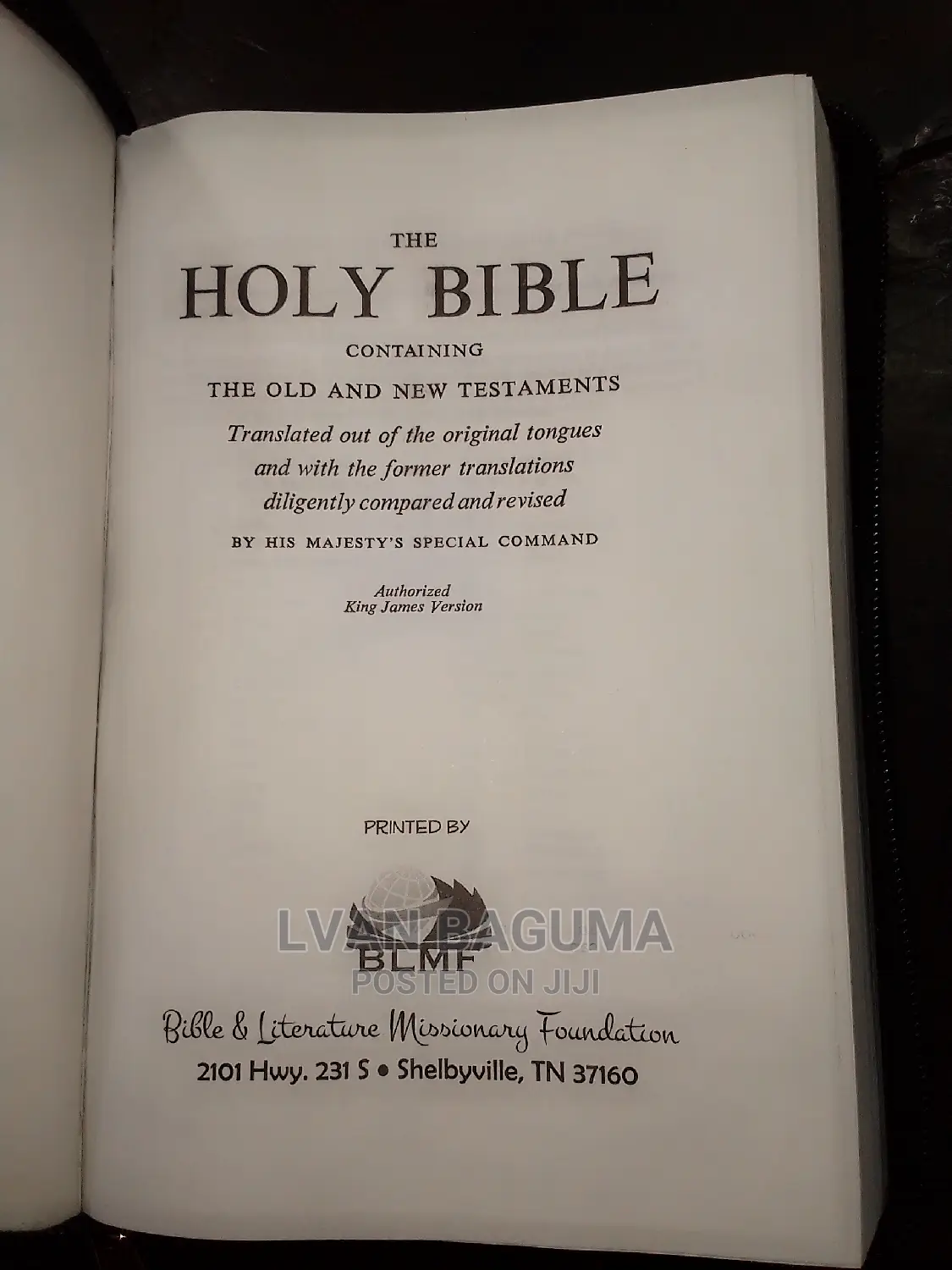 Holy Bible King James Version KJV - With a Zip