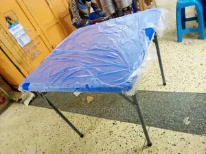 Foldable Plastic Table Squared