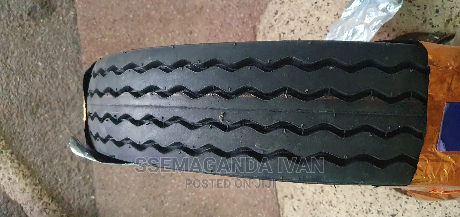 700r15 Ceat Front High Way Tyres