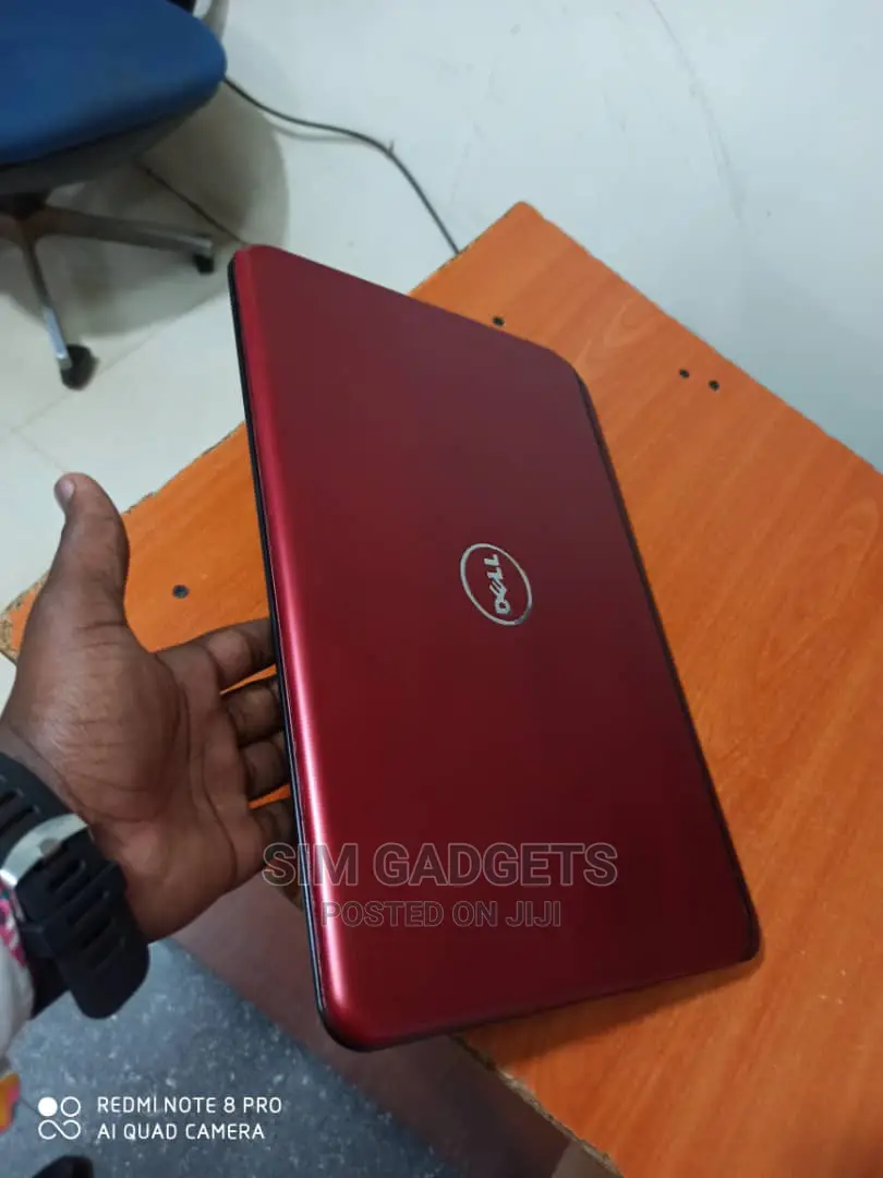 Laptop Dell 4GB Intel Core I3 HDD 320GB