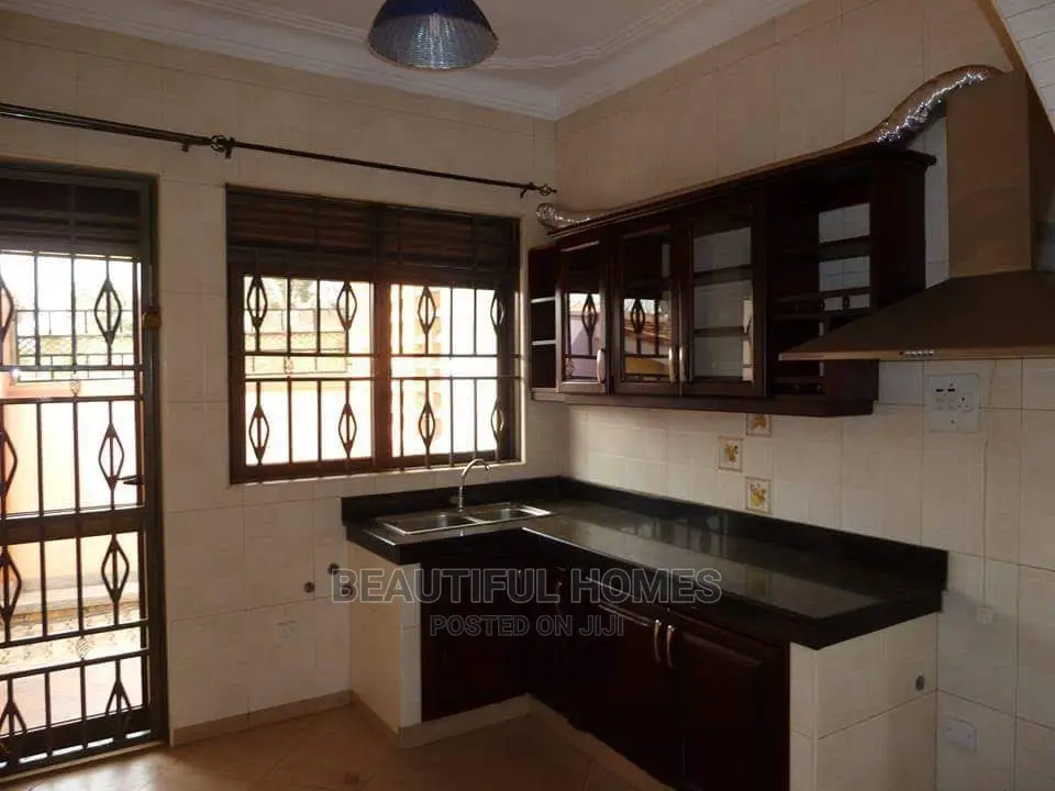 Furnished 2bdrm Apartment in Kyaliwajjara, Kampala for Sale